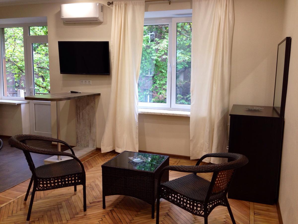 Yerevan Center Studio Apartment Екстер'єр фото